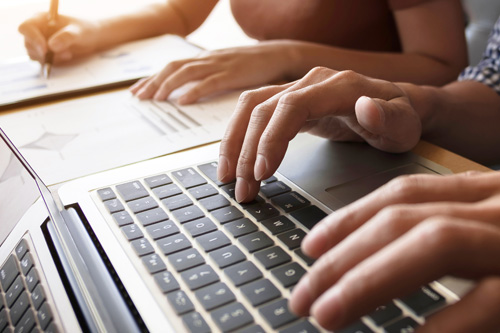 Courrier Sud Productions, la rédaction